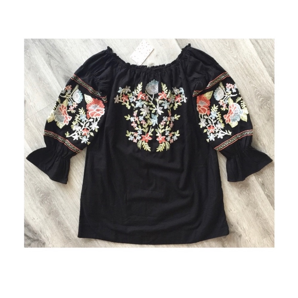 Free People • Embroidered Off-Shoulder Dress - Picture 2 of 6